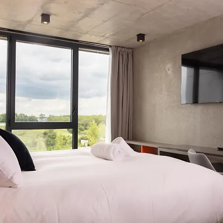 Hotel Ki Space & - Near Disneyland Paris Serris
